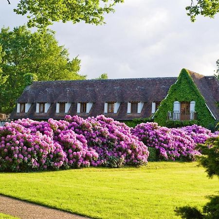 Auberge Des Templiers Boismorand Buitenkant foto