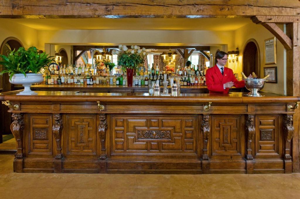 Auberge Des Templiers Boismorand Buitenkant foto